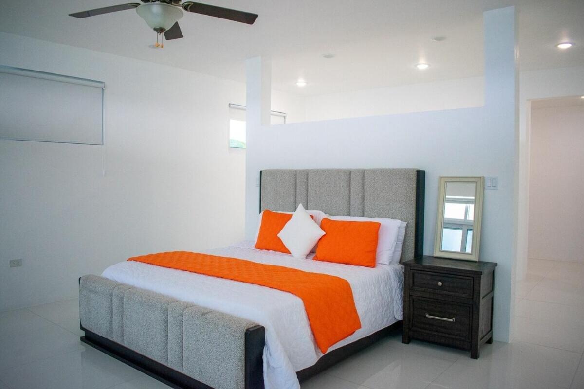 The W 5 Bedroom Oceanfront W Staff