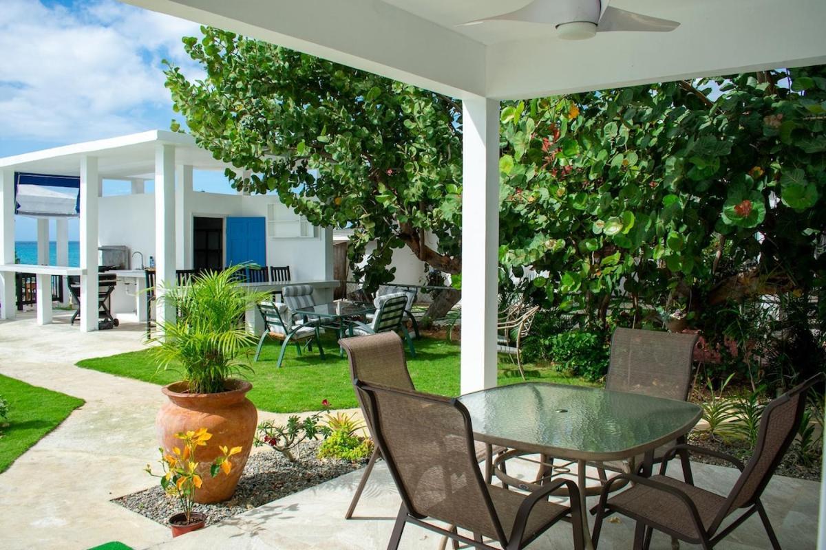 The W 5 Bedroom Oceanfront W Staff *