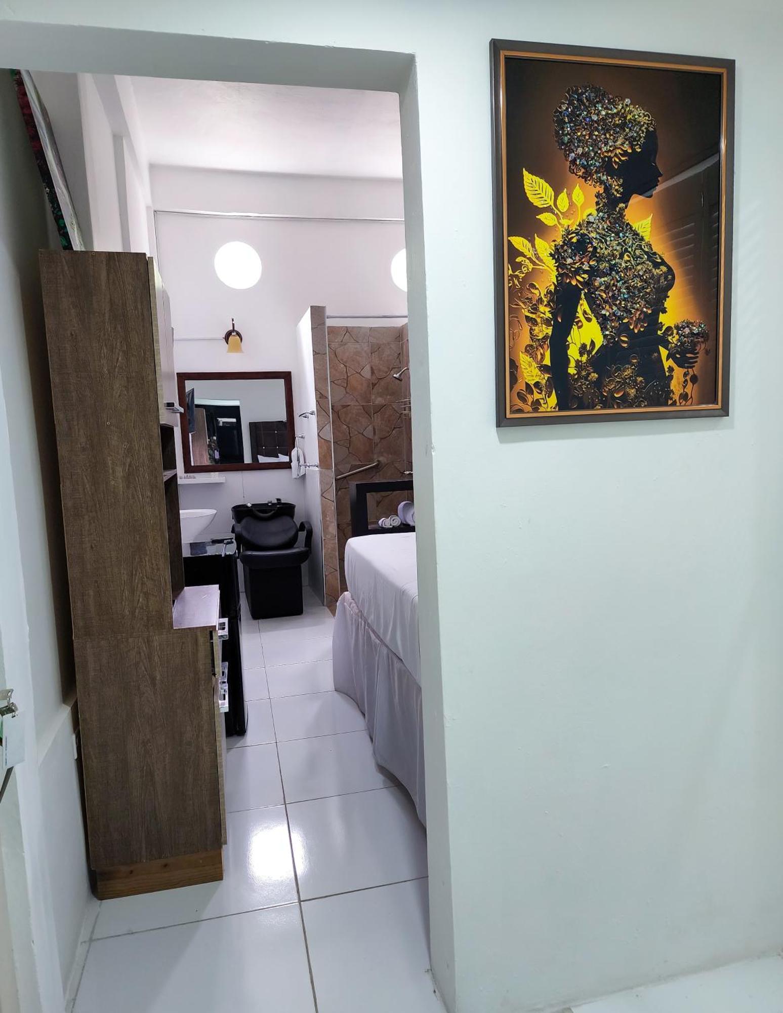 Sky Aparthotel *