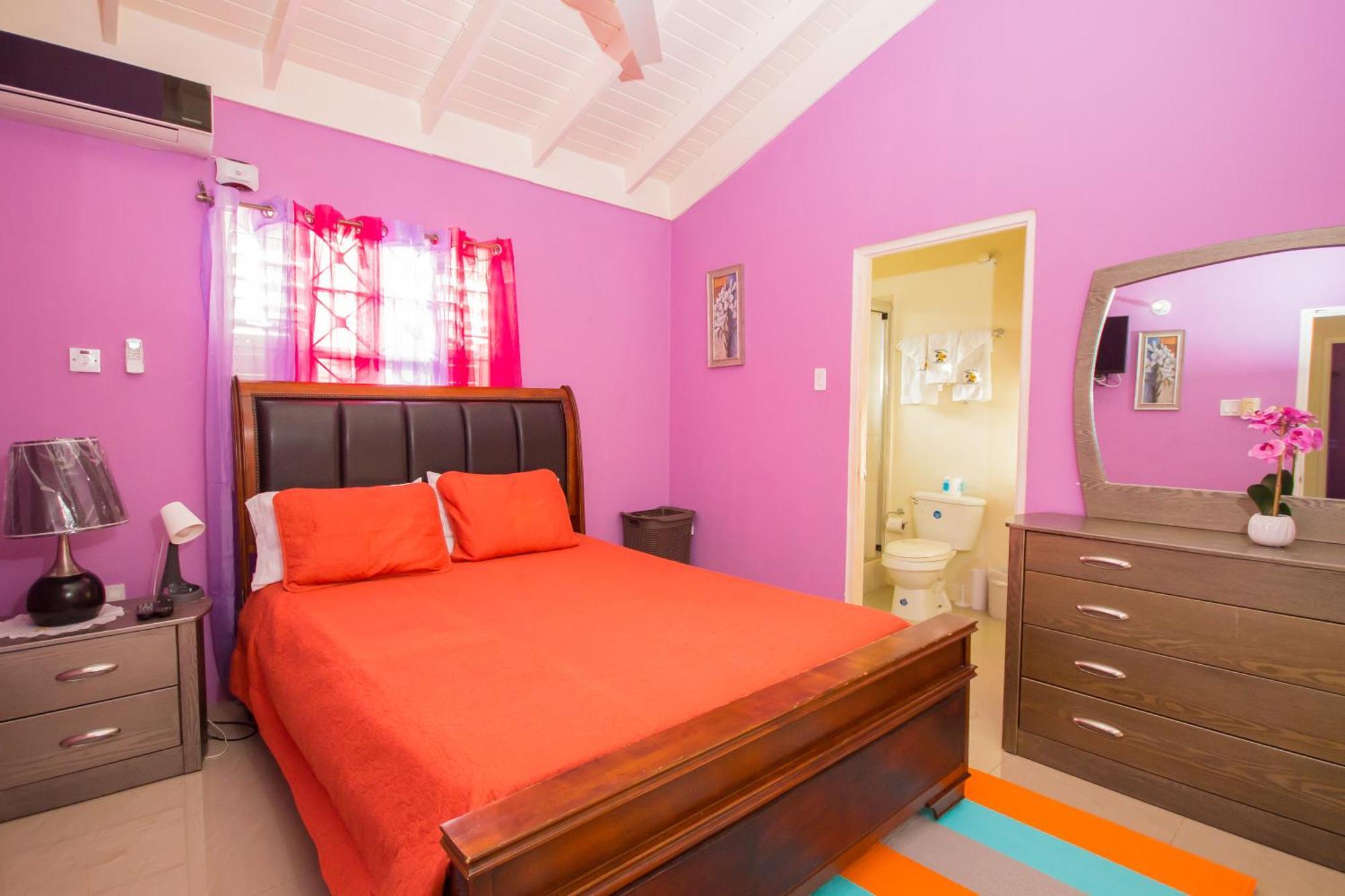 Ocho Rios Drax Hall 2 Bed Luxury Getaway 24hrs Security Guest house Saint Ann's Bay
