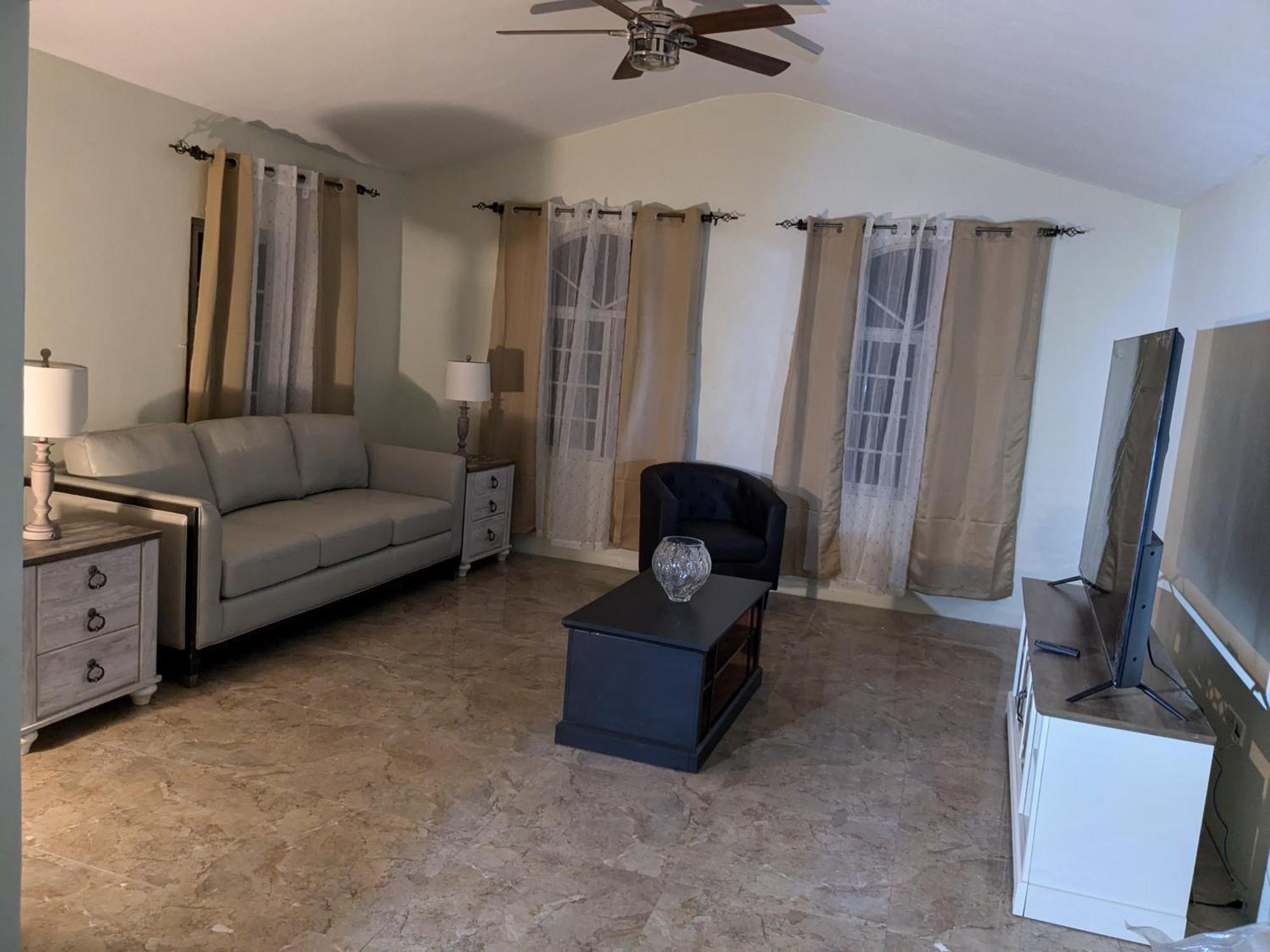 Bridgeview Arcadia Guest house Portmore