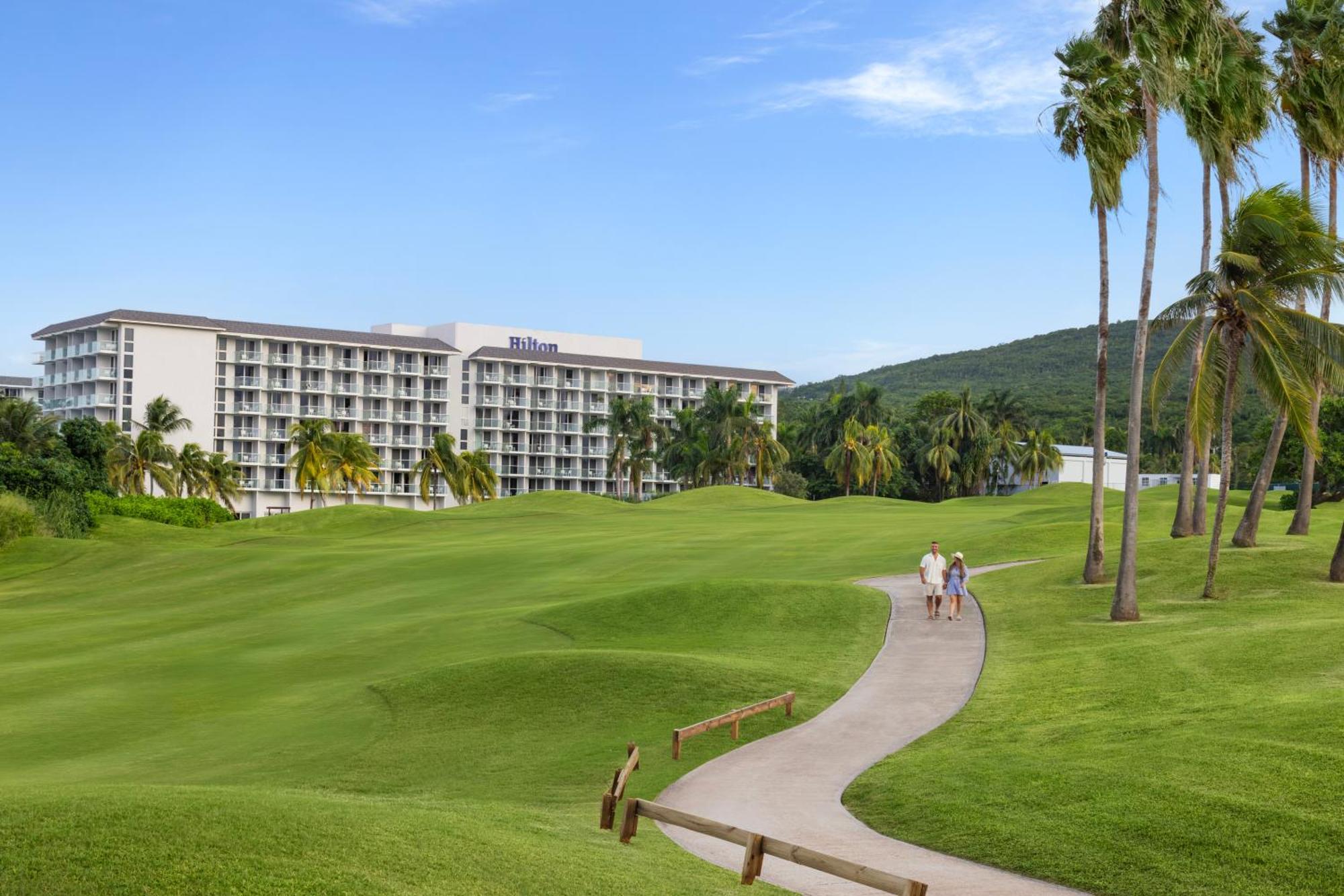 Hilton Rose Hall & 4*