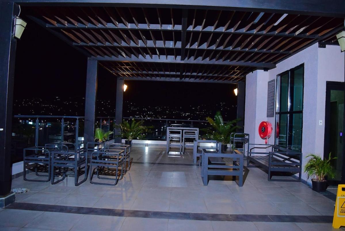 Apartment In New Kingston, Genesis Retreat Kingston
