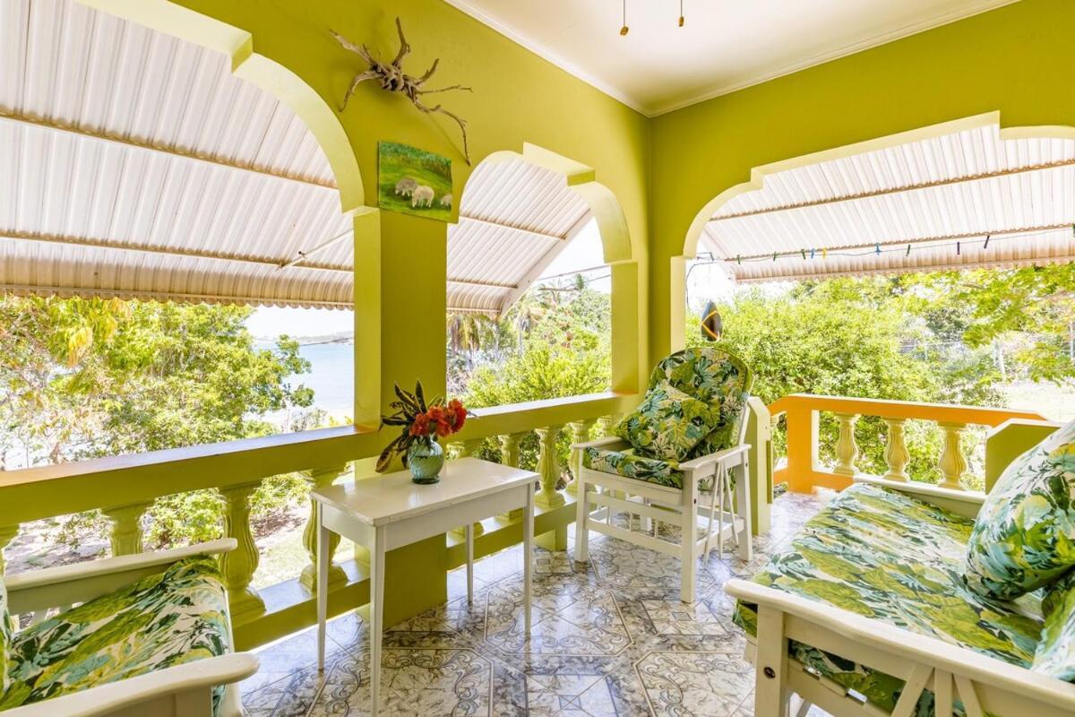 Rockside - Oceanfront Paradise With Stunning Views Holiday home *