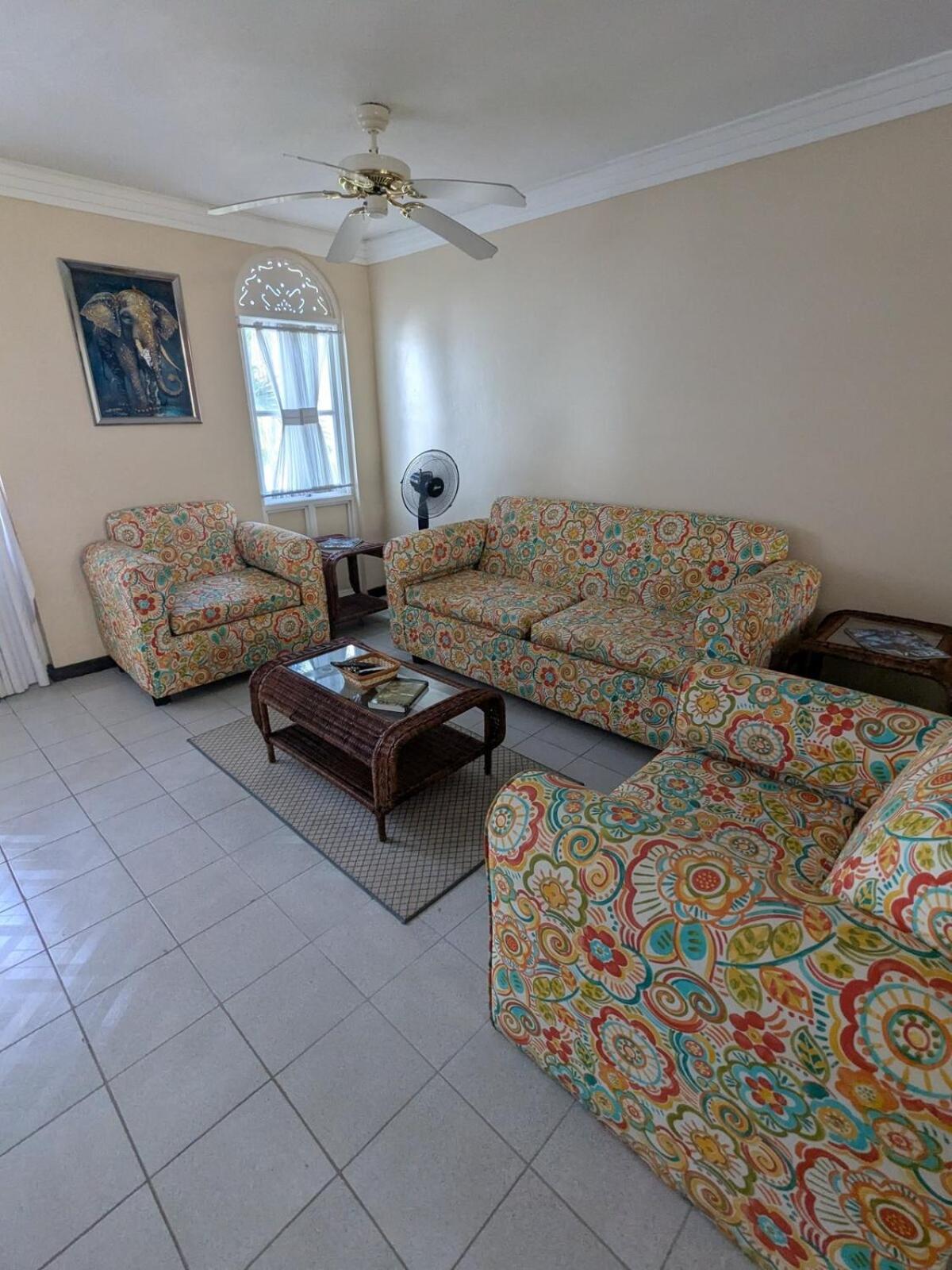 Sojo's Sandy Toes Santuary Apartment *