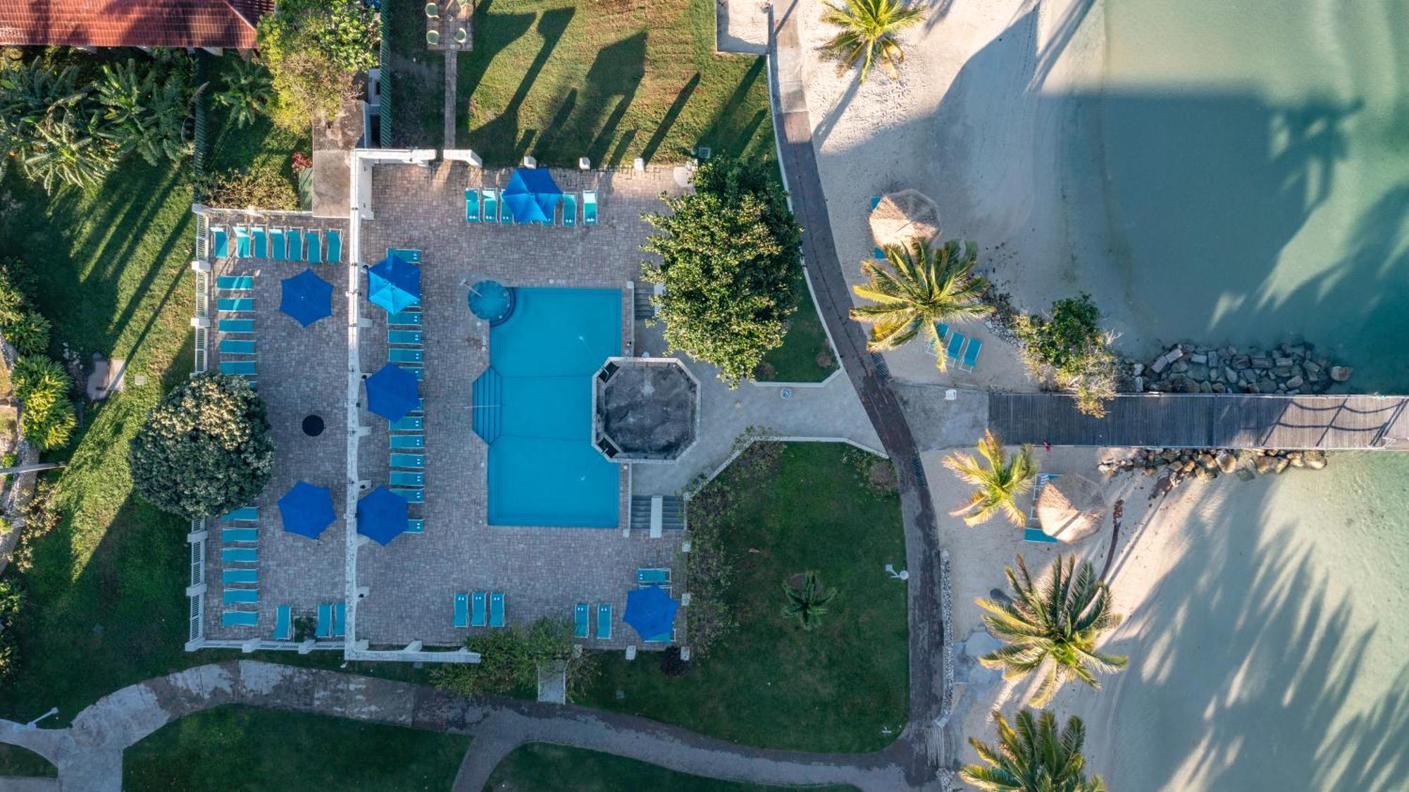 Catalonia Resort 4*