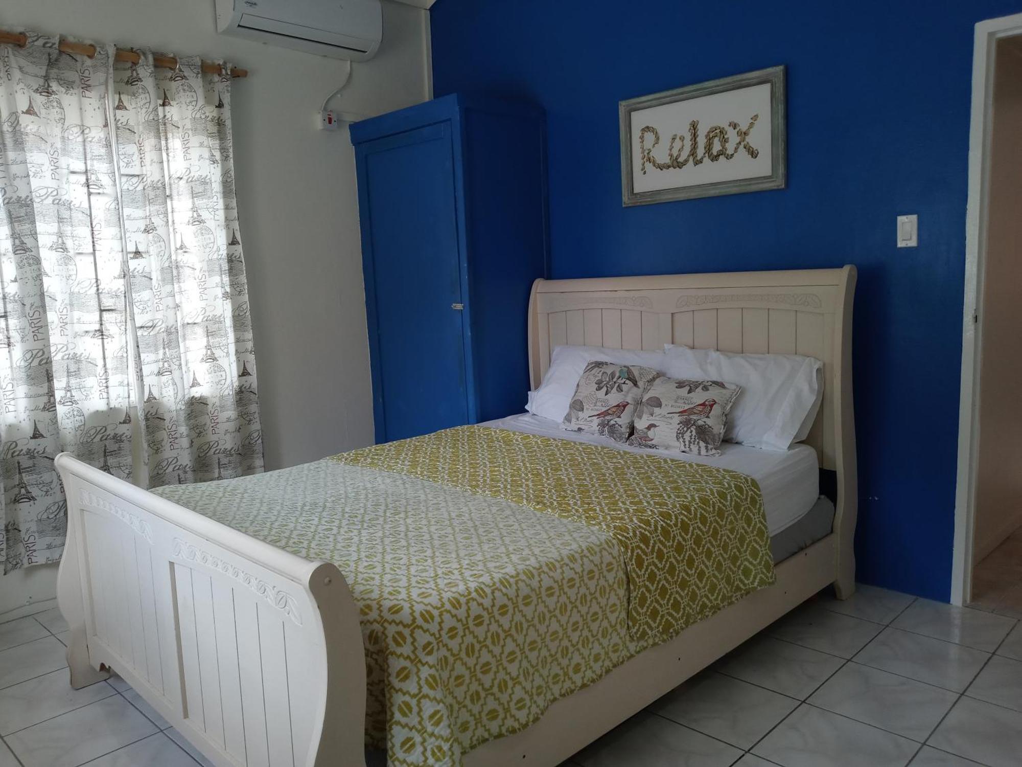 The Dream Nest At Csompo Silver Manor Guest house St Mary