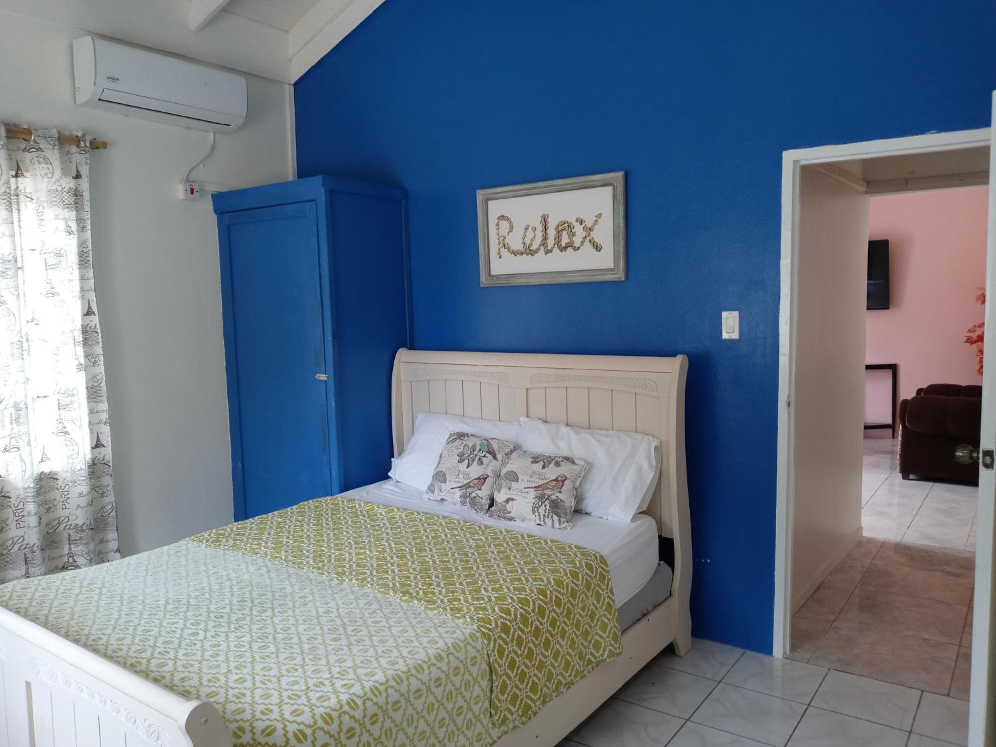 The Dream Nest At Csompo Silver Manor Guest house St Mary
