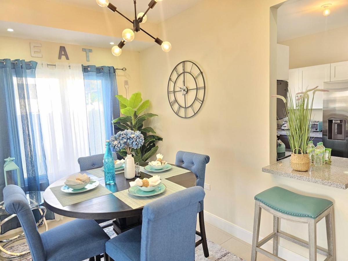Holiday home Sunny-shore Hideaway