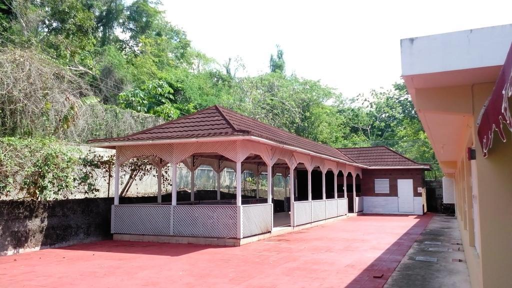 Silver Creek Hotel Runaway Bay