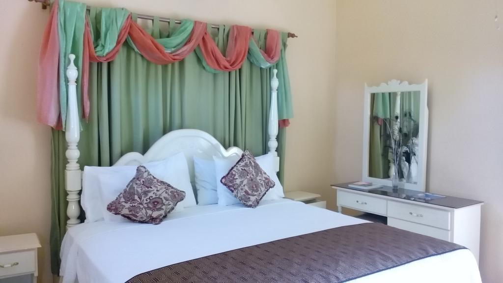 Hotel Silver Creek Runaway Bay