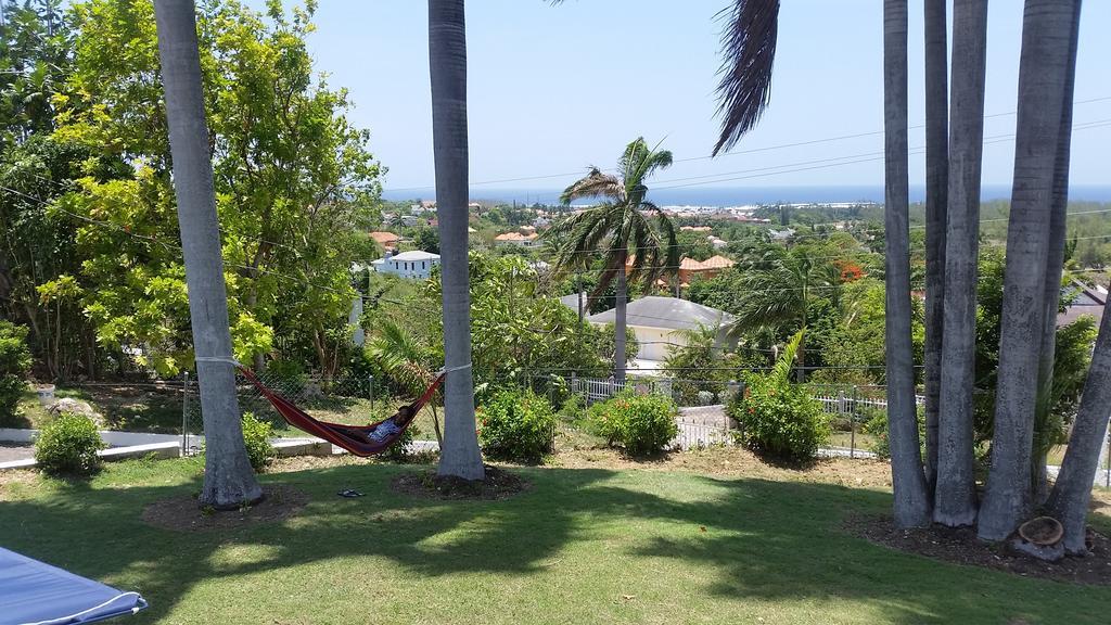 The Retreat @ A Piece Of Paradise Bed & Breakfast *