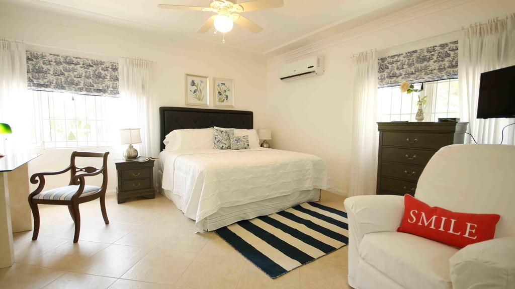 Cattleya Luxury Kingston