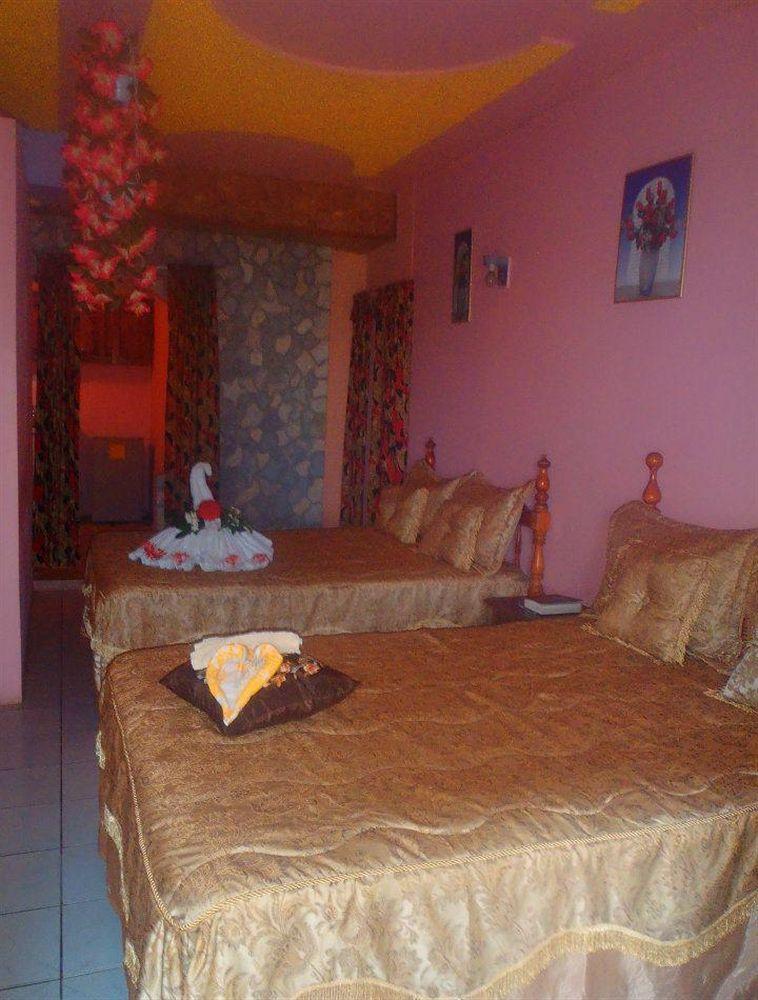 Hotel Cotton Tree Negril