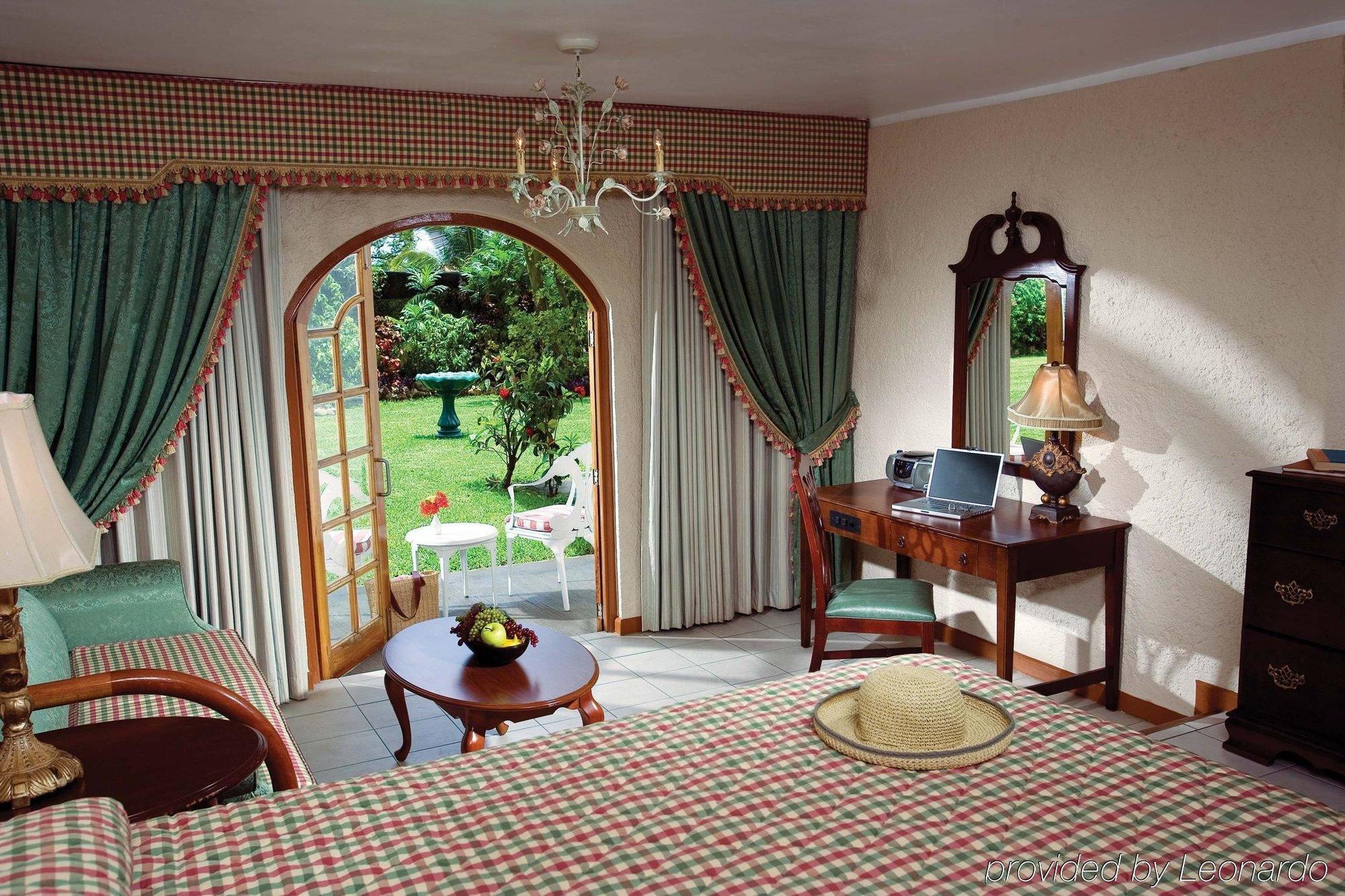Resort Royalton Negril, An Autograph Collection All-Inclusive Resort Negril