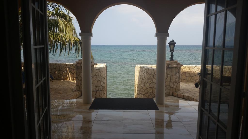 Waters Edge Homestay Montego Bay