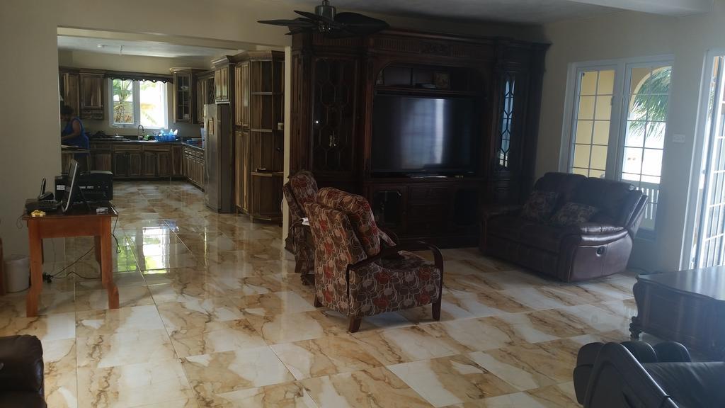 Waters Edge Homestay Montego Bay