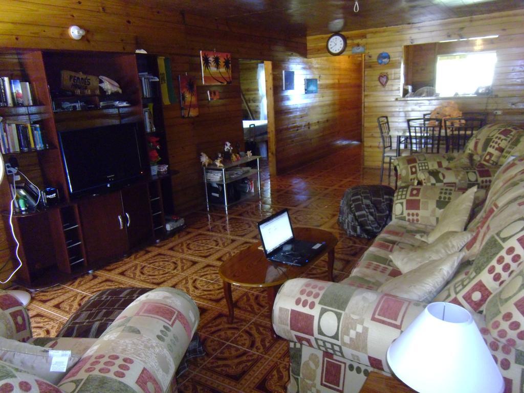 Privatunterkunft Ocean View Chalet *