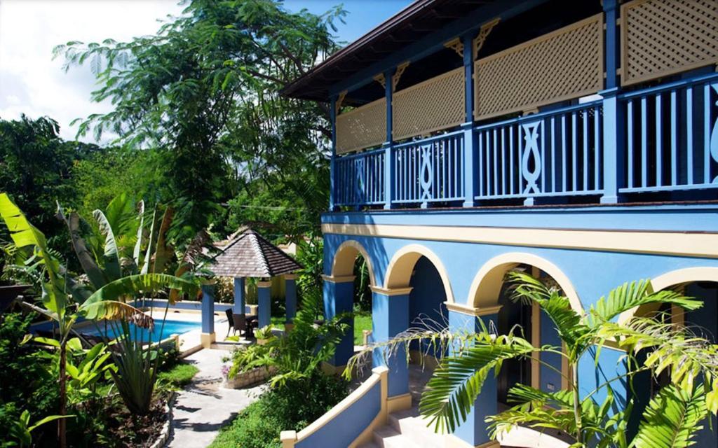 Hermosa Cove & 5*