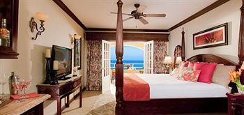 Hotel Grand Pineapple 3*