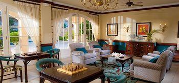 Hotel Grand Pineapple Montego Bay