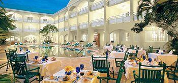 Grand Pineapple Montego Bay