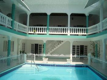 Hotel Diamond And Montego Bay