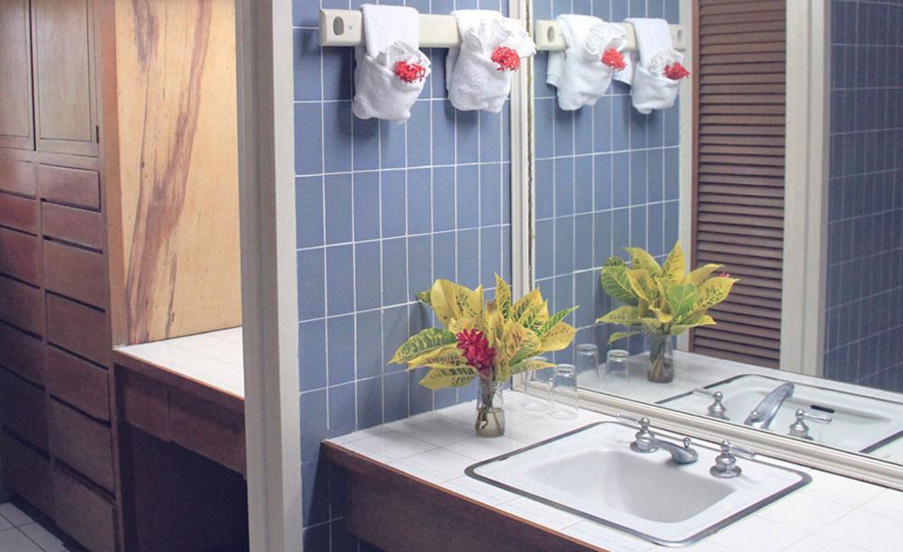 Frenchman's Cove Hotel