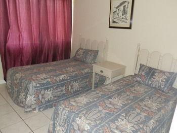 Lovely 2 Bedrooms Apartment 3* Ocho Rios