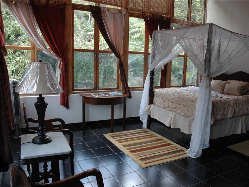 Hotel Forres Park 3*