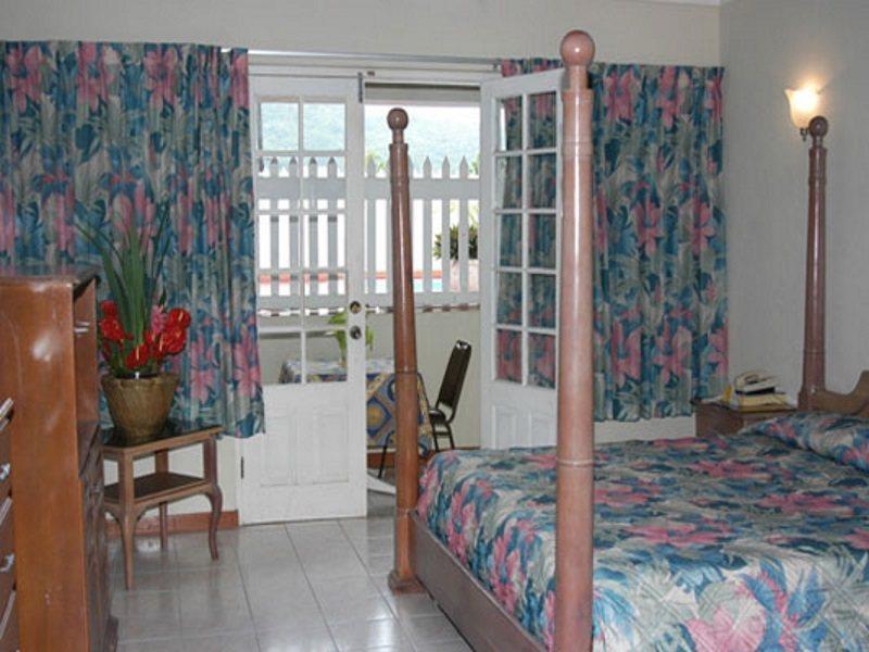 Hotel Village 3*