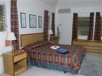 Hotel Fern Hill Club