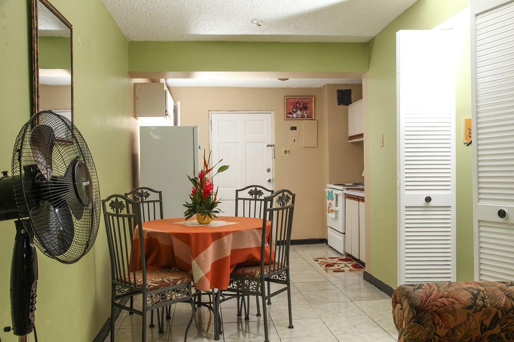 Angel'S Apartment Jamaica Apartment Kingston