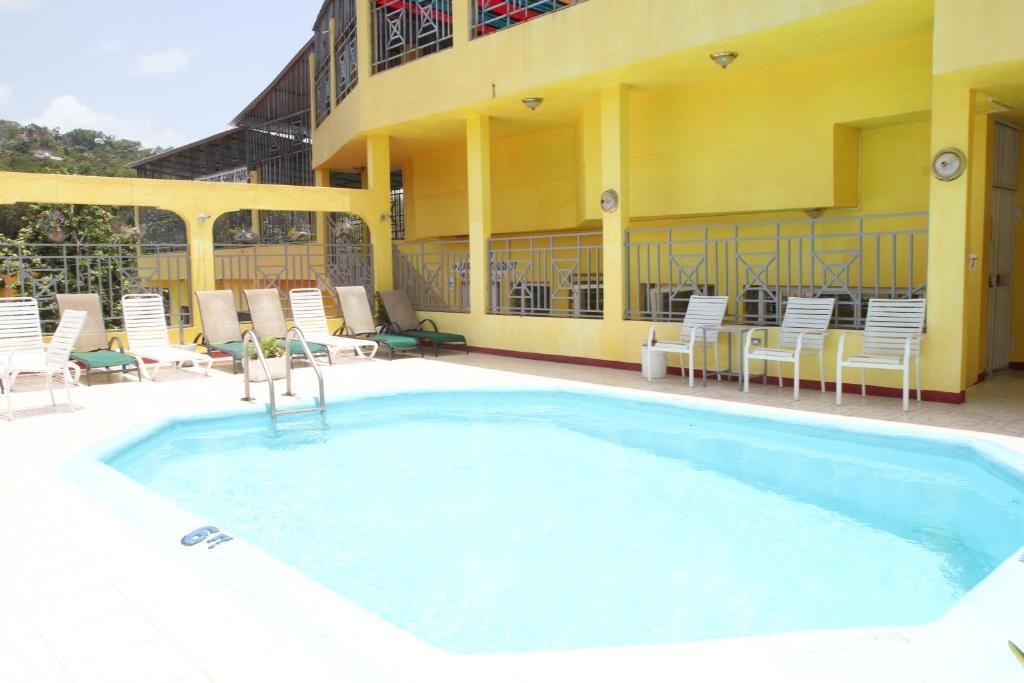 Executive Shaw Park Hotel 2*