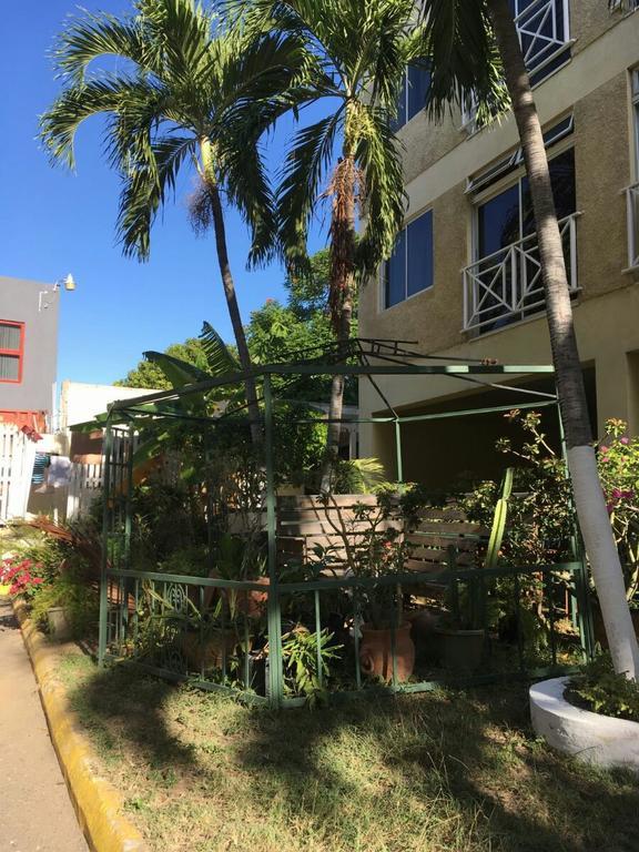 Angel'S Apartment Jamaica * Kingston