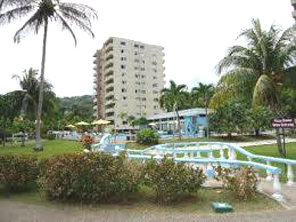 Turtle Towers 22 C - Apartamento *