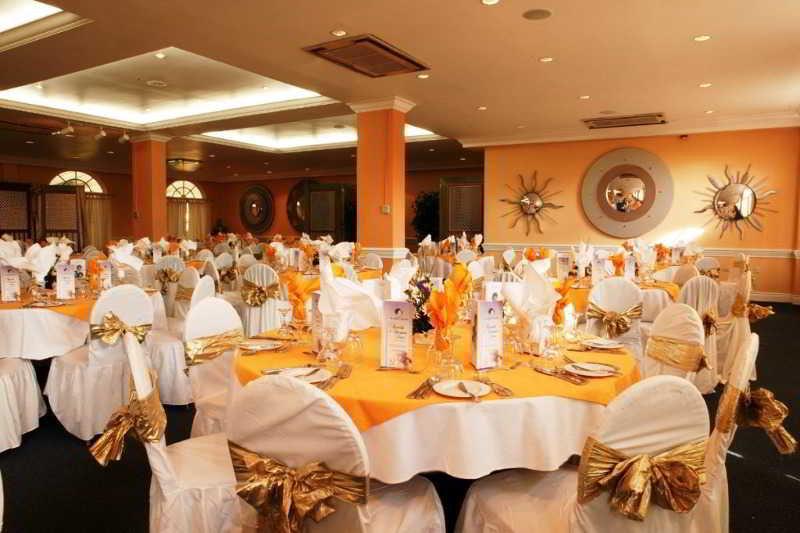 The Knutsford Court 3* Kingston