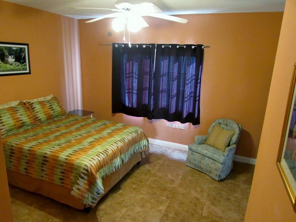 Hotel Centrally Located Guest