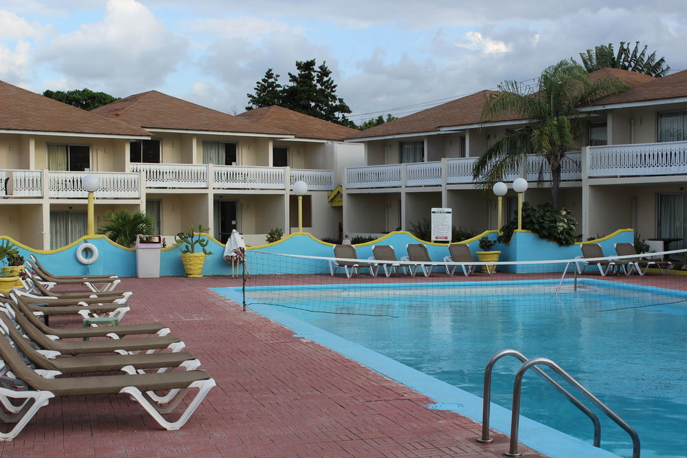 Hotel Club Ambiance (adults Only) Runaway Bay