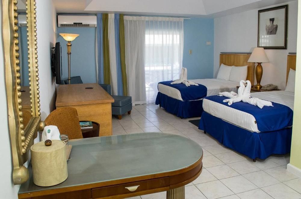 Deja Resort 3*