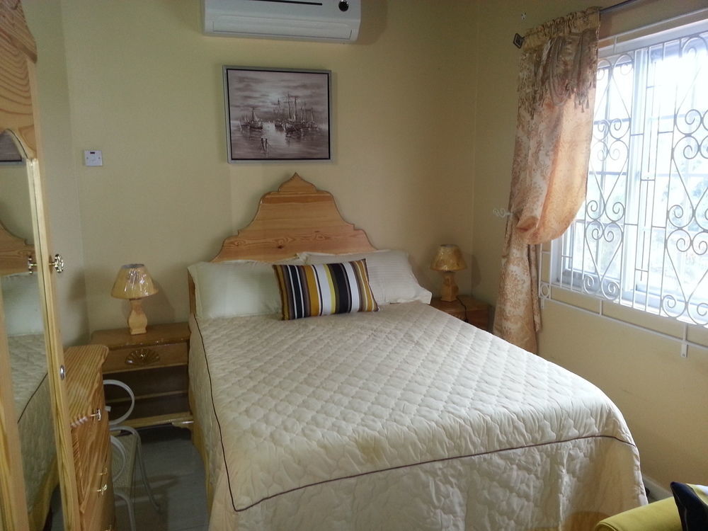 Bed & Breakfast The Retreat @ A Piece Of Paradise *
