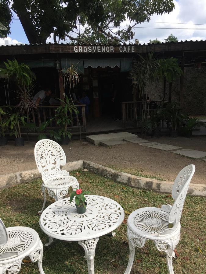 Backpackers * Kingston