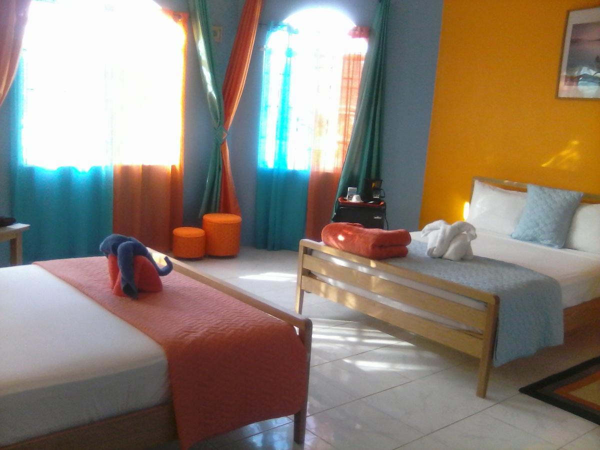 Guest house La Christina's From *