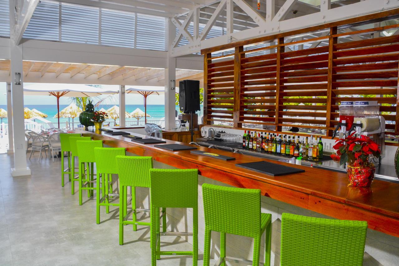 Grand Decameron Cornwall Beach, A Trademark All-Inclusive Resort