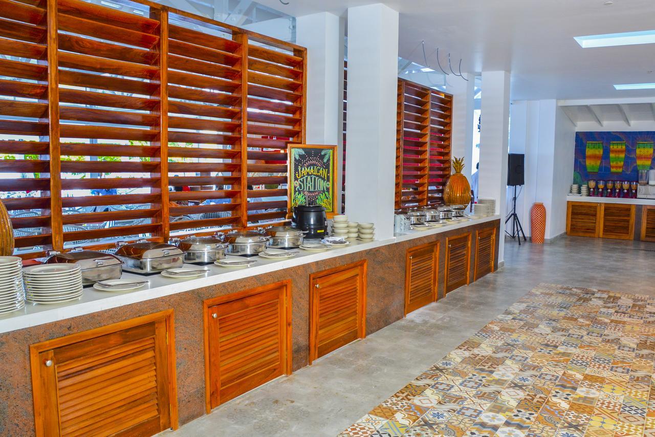 Grand Decameron Cornwall Beach, A Trademark All-Inclusive Resort