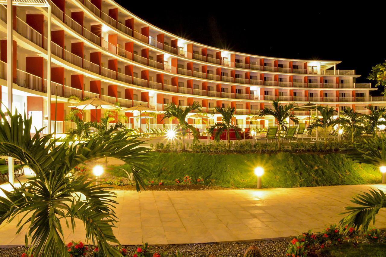 Grand Decameron Cornwall Beach, A Trademark All-Inclusive Resort Resort
