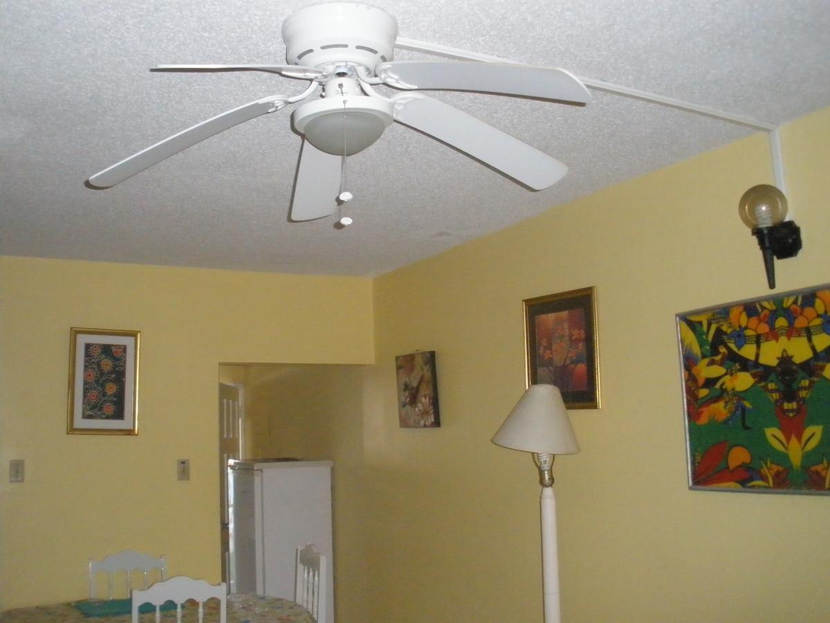 Criss Apartment *