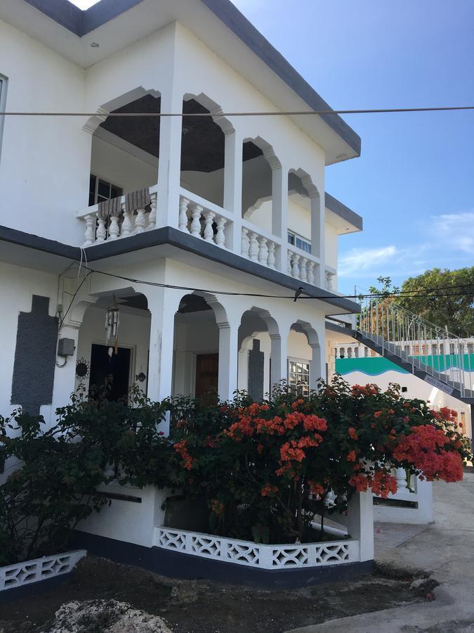 Tropical Breeze Negril