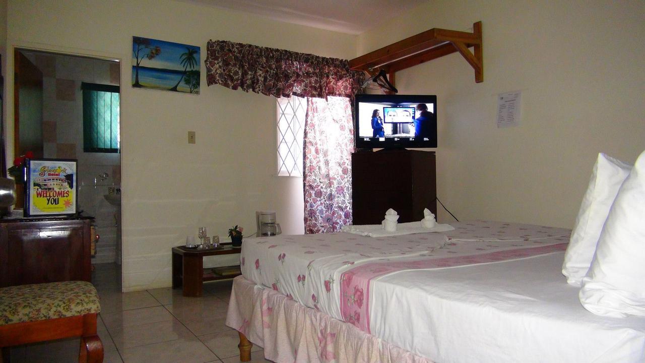 Hotel Glenrock Limited Mandeville