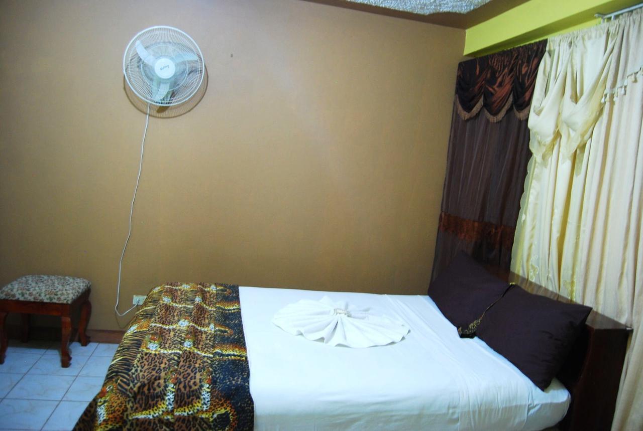 Hotel Glenrock Limited Mandeville